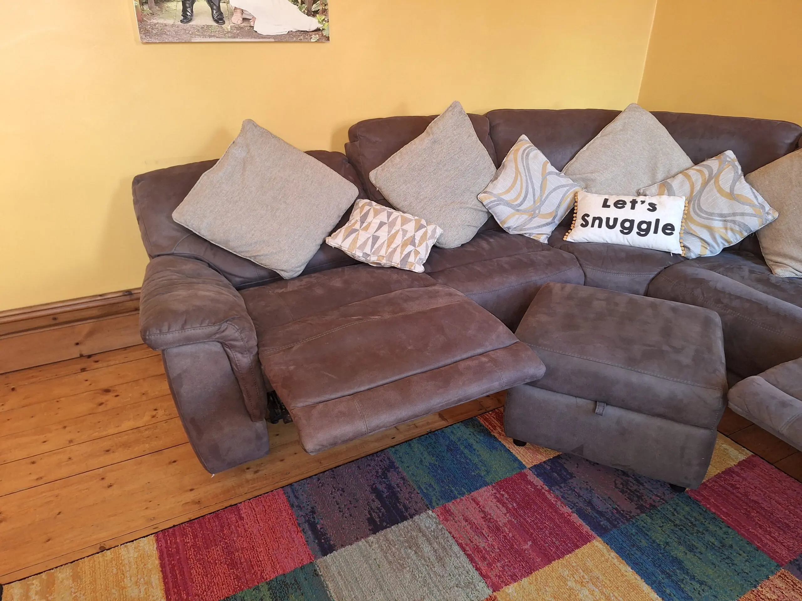 DFS 6 seater reverse leather corner sofa with USB chargers, 2 electric recliners and matching storage foot stool