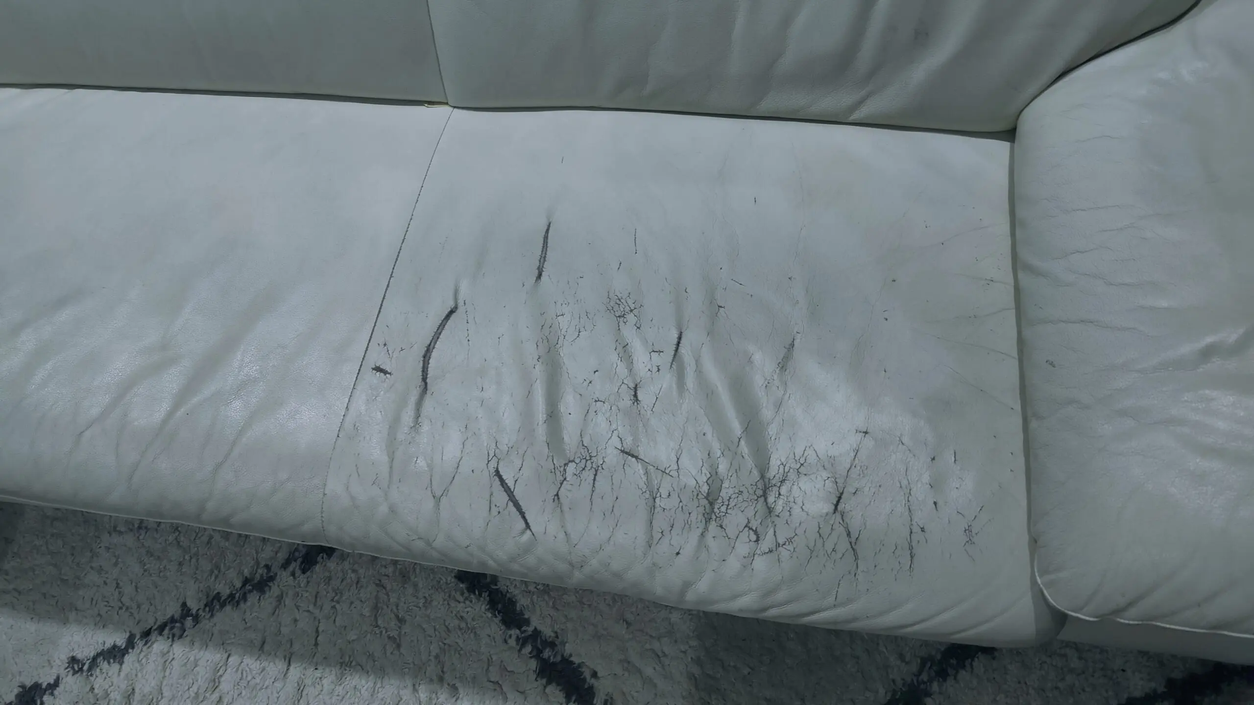 White italian leather stylish corner sofa (Furniture Village)