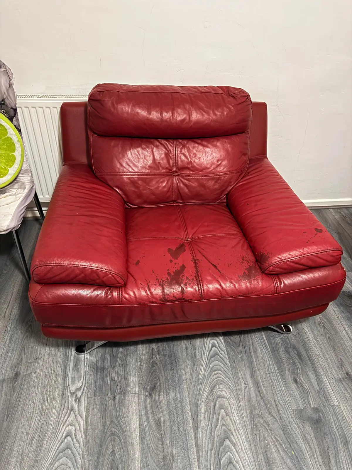 🔥 Red Genuine Leather Sofa Set – 2 Seater + 2 Armchairs – Used Condition – Bargain Price! 🔥