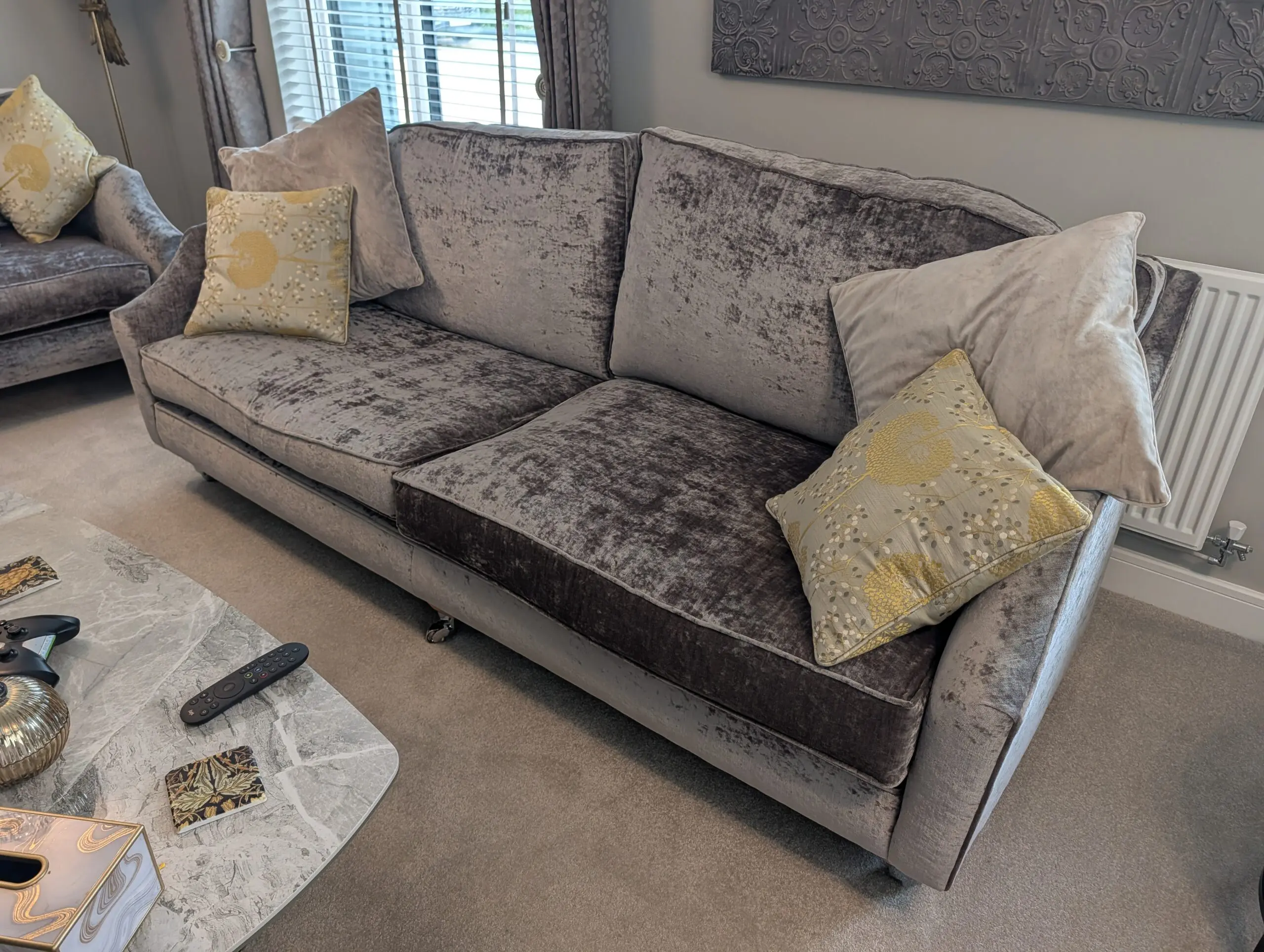 STEED The Hockley 2 & 3 seater settees .