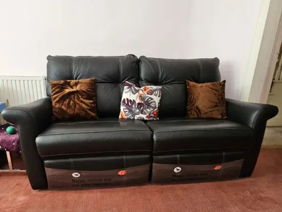 G Plan Sofa - 3 seater black leather sofa - Evesham - like new