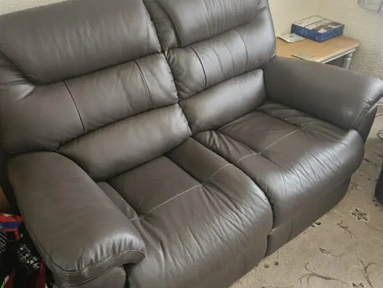 La-Z-Boy Two seat sofa, chair and Recliner, Brown Leather.