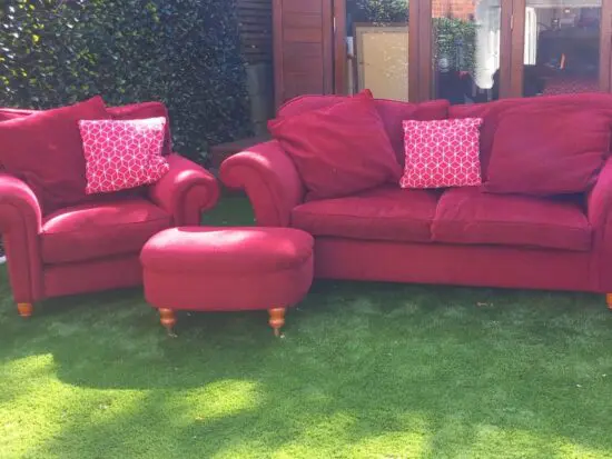 Beautiful bespoke Laura Ashley Red 3 Piece Sofa Set