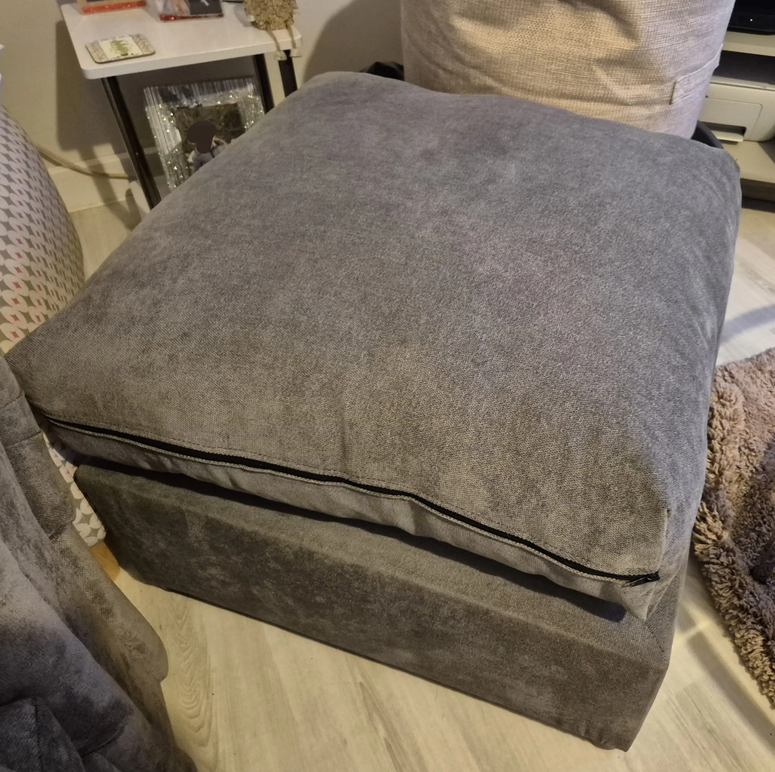 Verona 4 seater sofa and Footstool