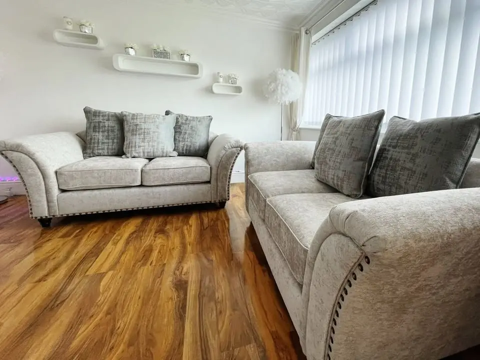 DFS 3 seater sofa and 2 seater sofa set