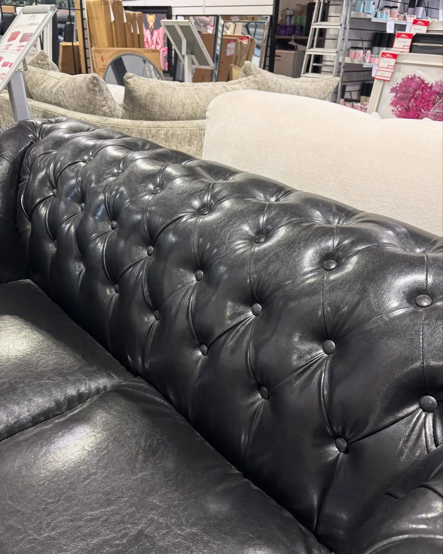 Chesterfield Leather 3x seater Sofa & 2x Seater Sofa Set