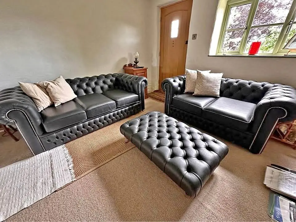 Chesterfield & Corner sofa Available Brand New Chesterfield sofas