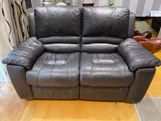 Gorgeous chocolate brown leather Recliner