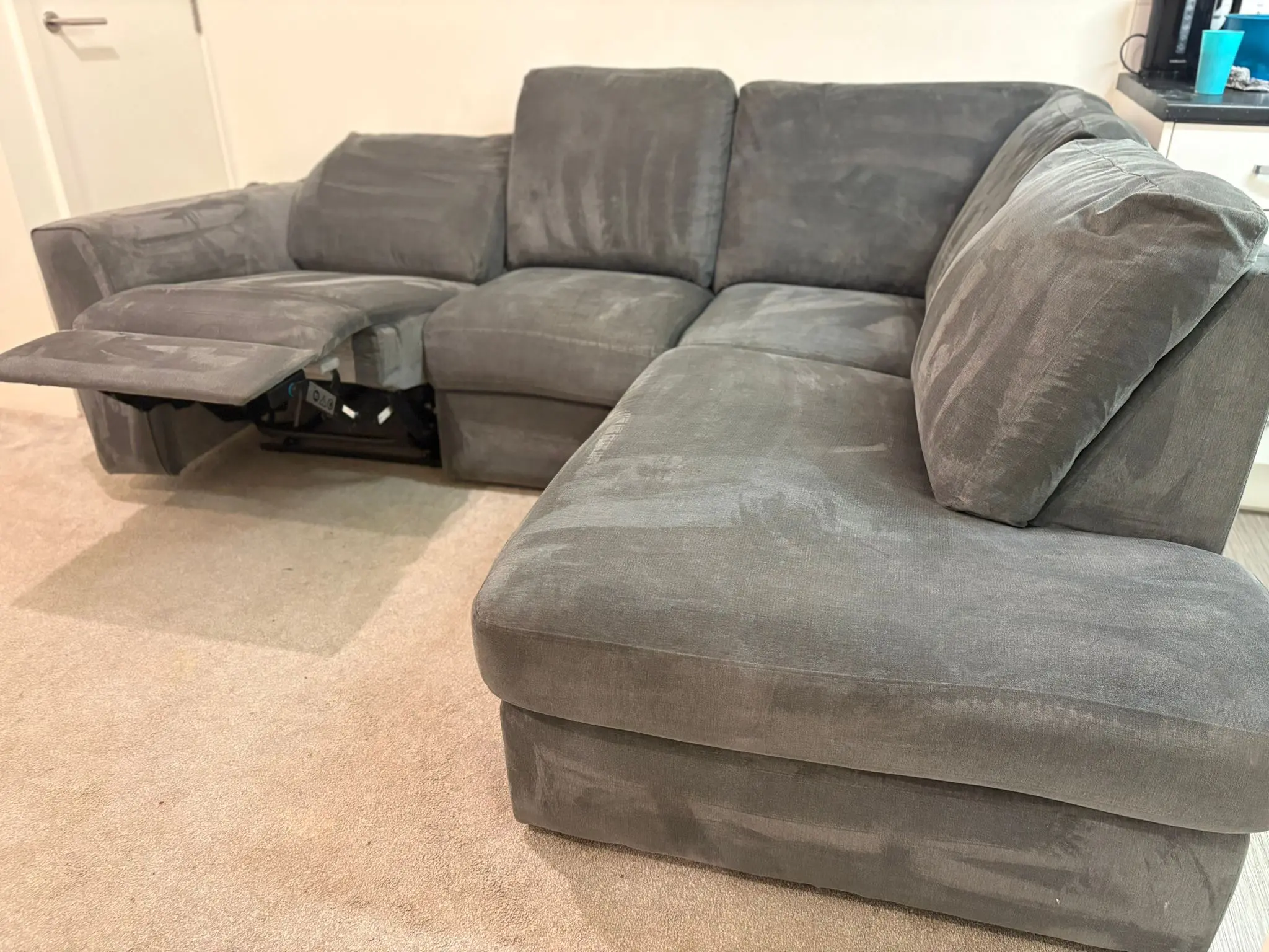 DFS Orka Right Hand Facing Arm Open End Manual Recliner Corner Sofa