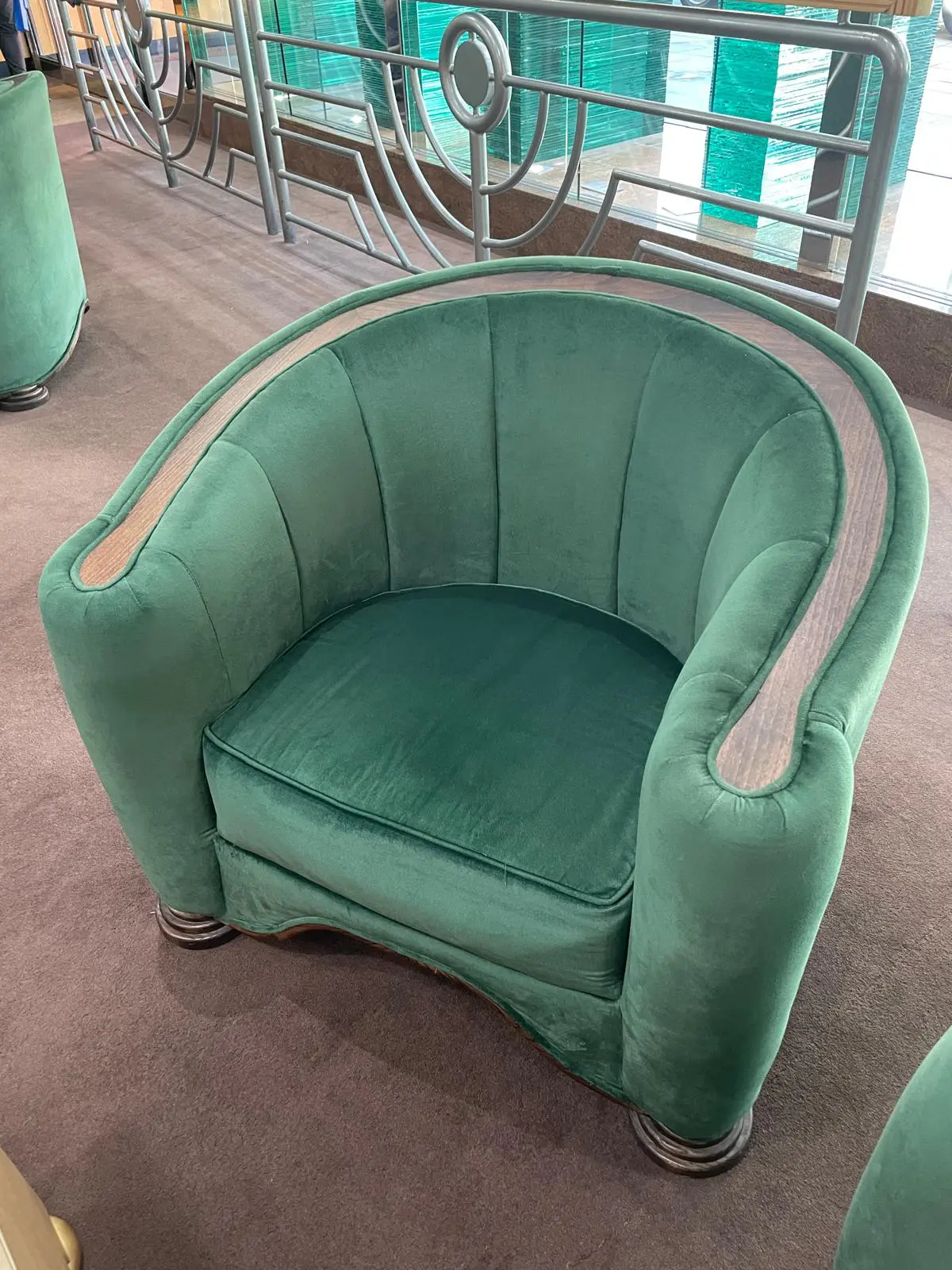 10 x Stylish Art Deco Green Velvet Armchair