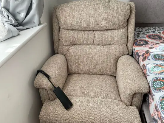 Ripley Super Petite single rise and recliner tate granite with castors