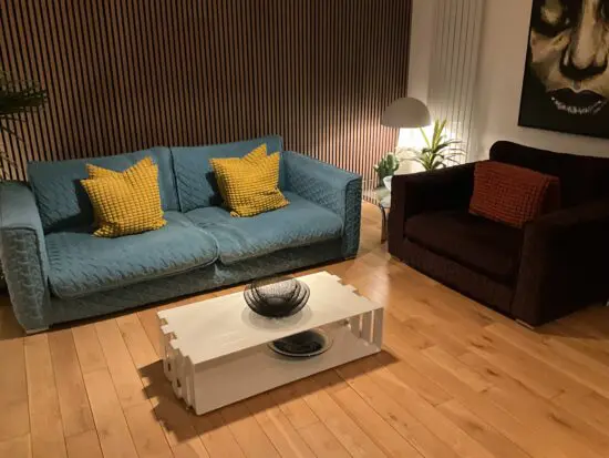 Eletric blue 4 seat sofa & plum snug sofa