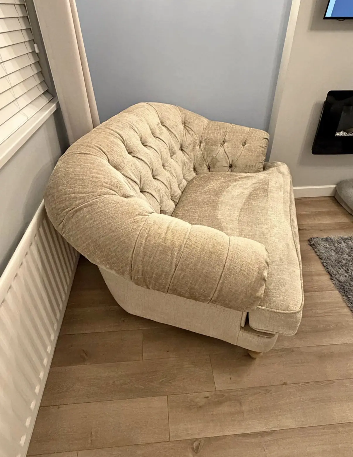 Next Gosford Il Firmer Sit Snuggle Chair