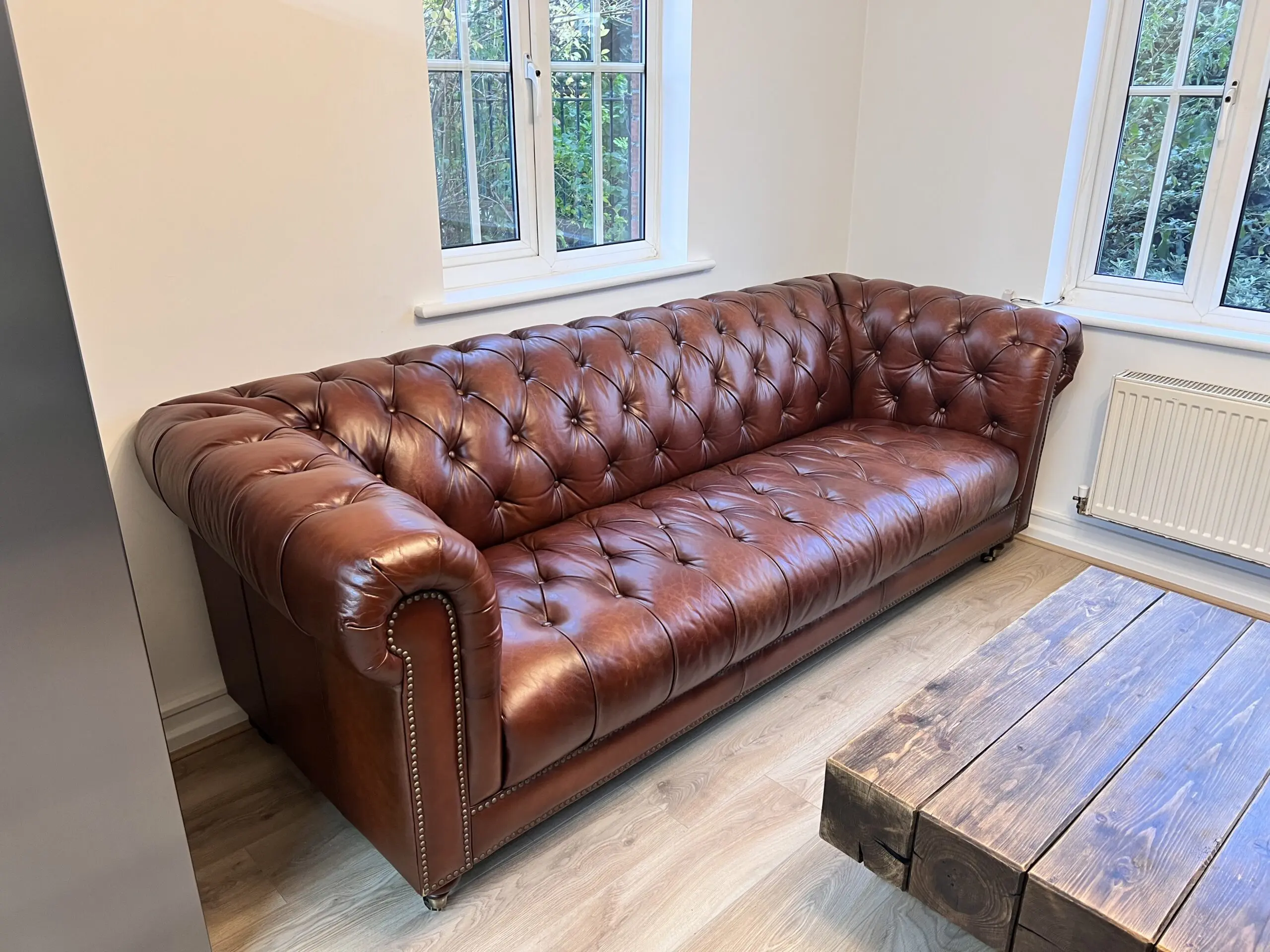 Balmoral Vintage Tabac Leather 4-Seater Sofa – Housing Units