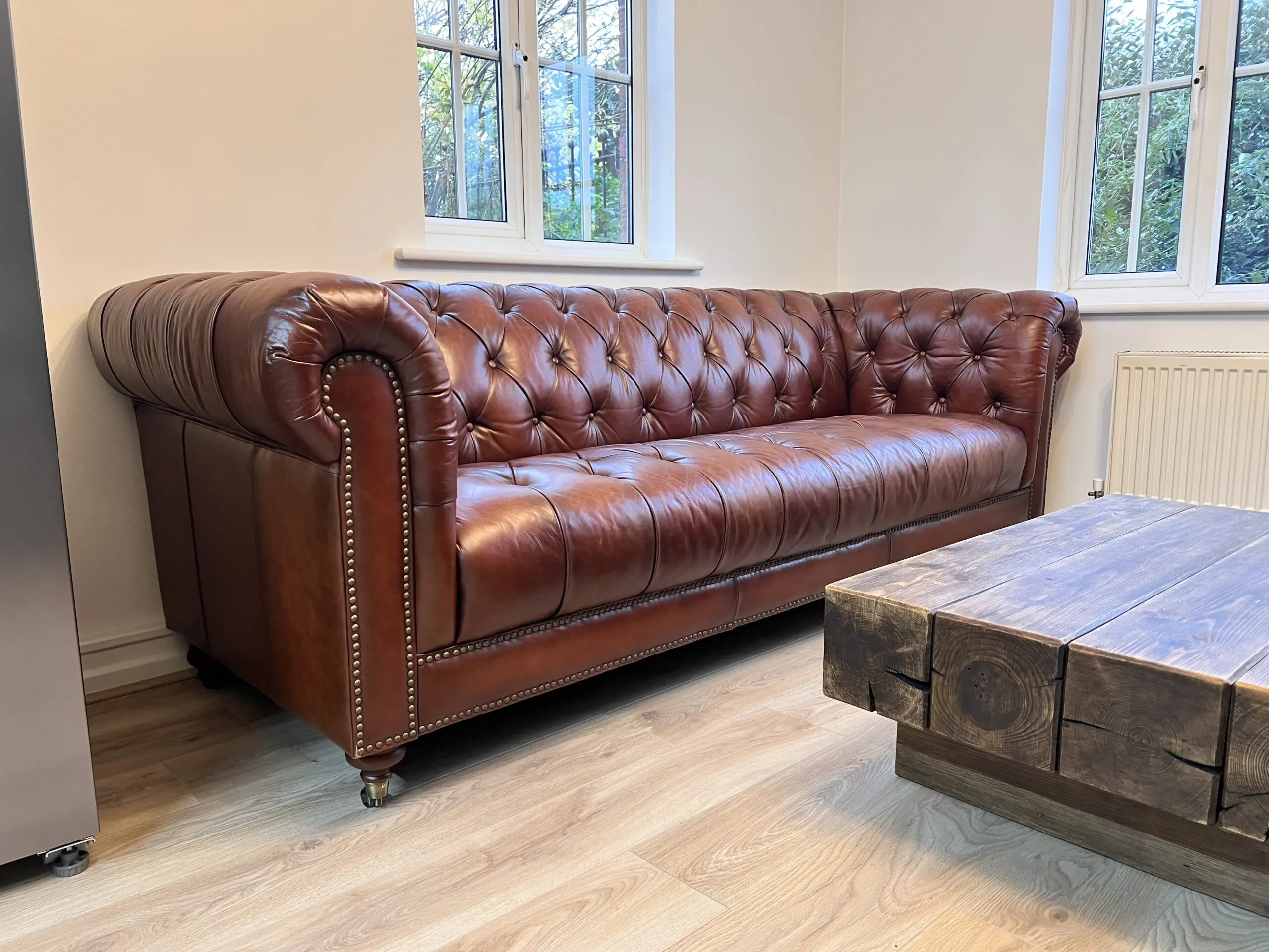 Balmoral Vintage Tabac Leather 4-Seater Sofa – Housing Units