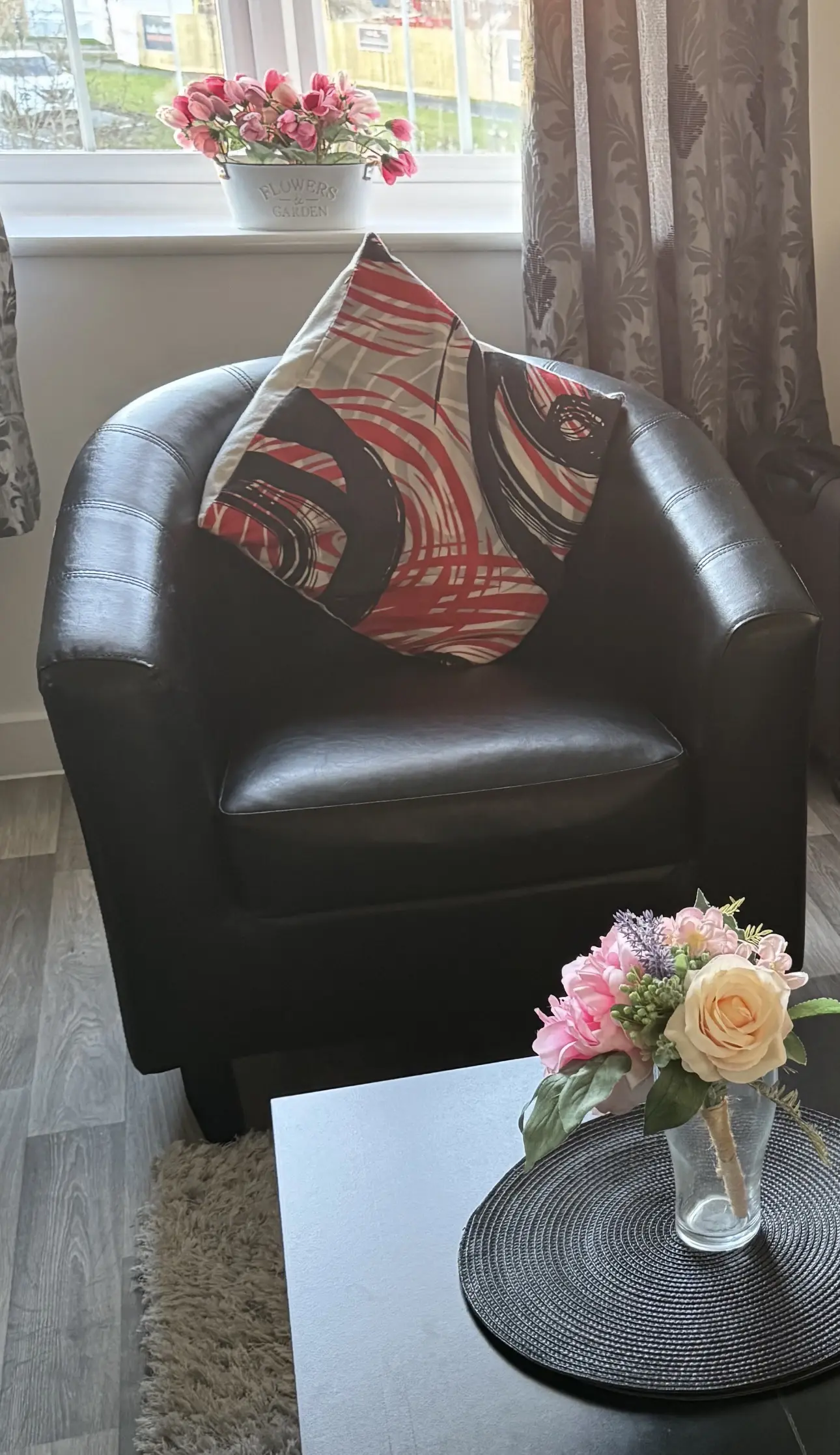 Black Faux Leather Tub Armchair – Modern Barrel Chair