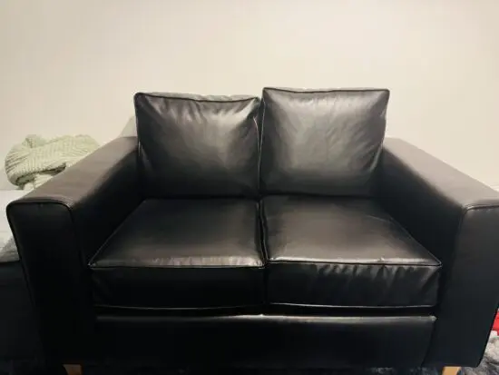 Chesterfield-Style 2 Seater Sofa – Black PU Faux Leather