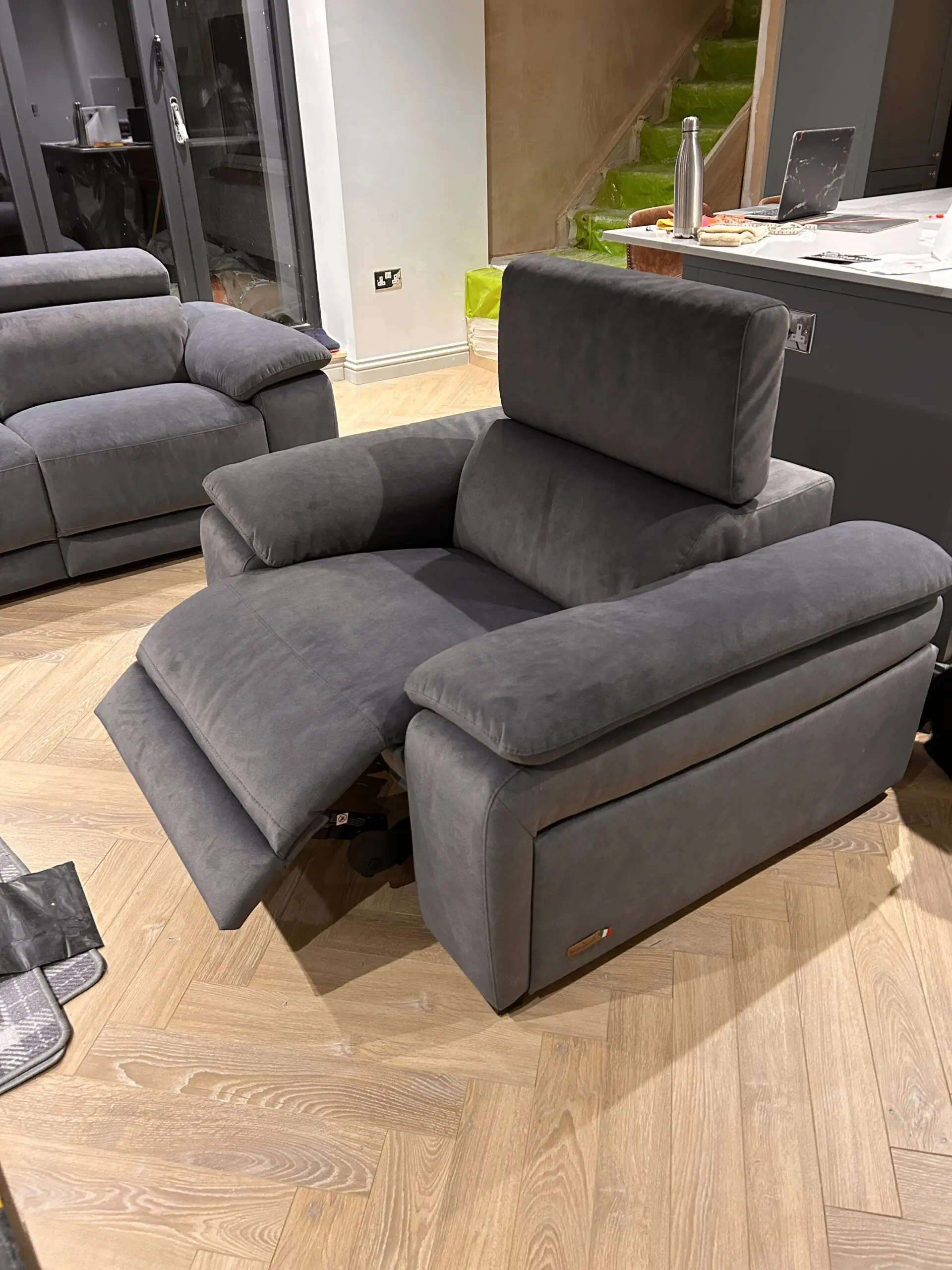 BRAND NEW SCS Riolo Power Recliner Chair - Italian made