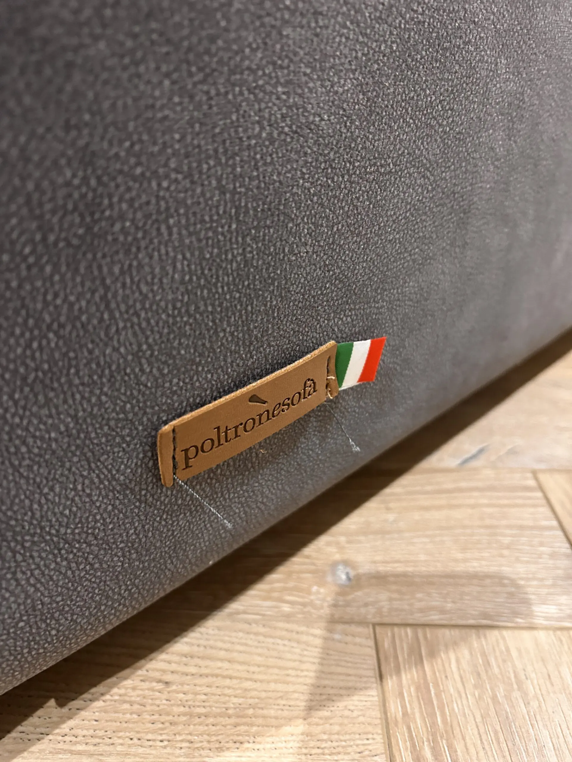 **BRAND NEW BARGAIN** SCS Riolo Power Recliner Chair