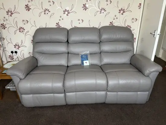 Lazy Boy Tulsa 3 seater sofa and armchair power recliner