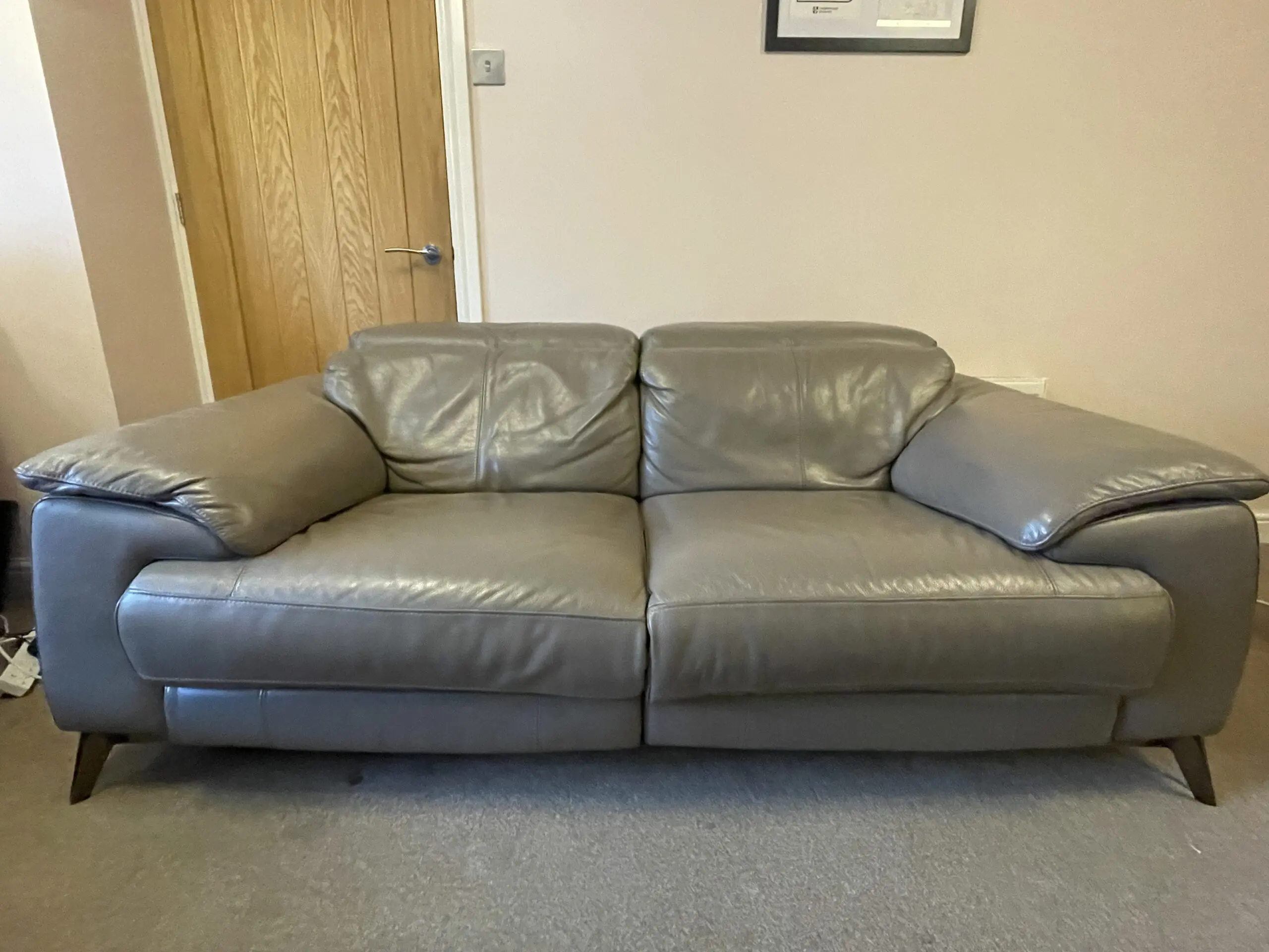 DFS Caldo Power Sofa Granite leather two two seater sofas excellent condition no rips or tears.