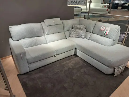 Scs corner sofa with pull out bed & chaise