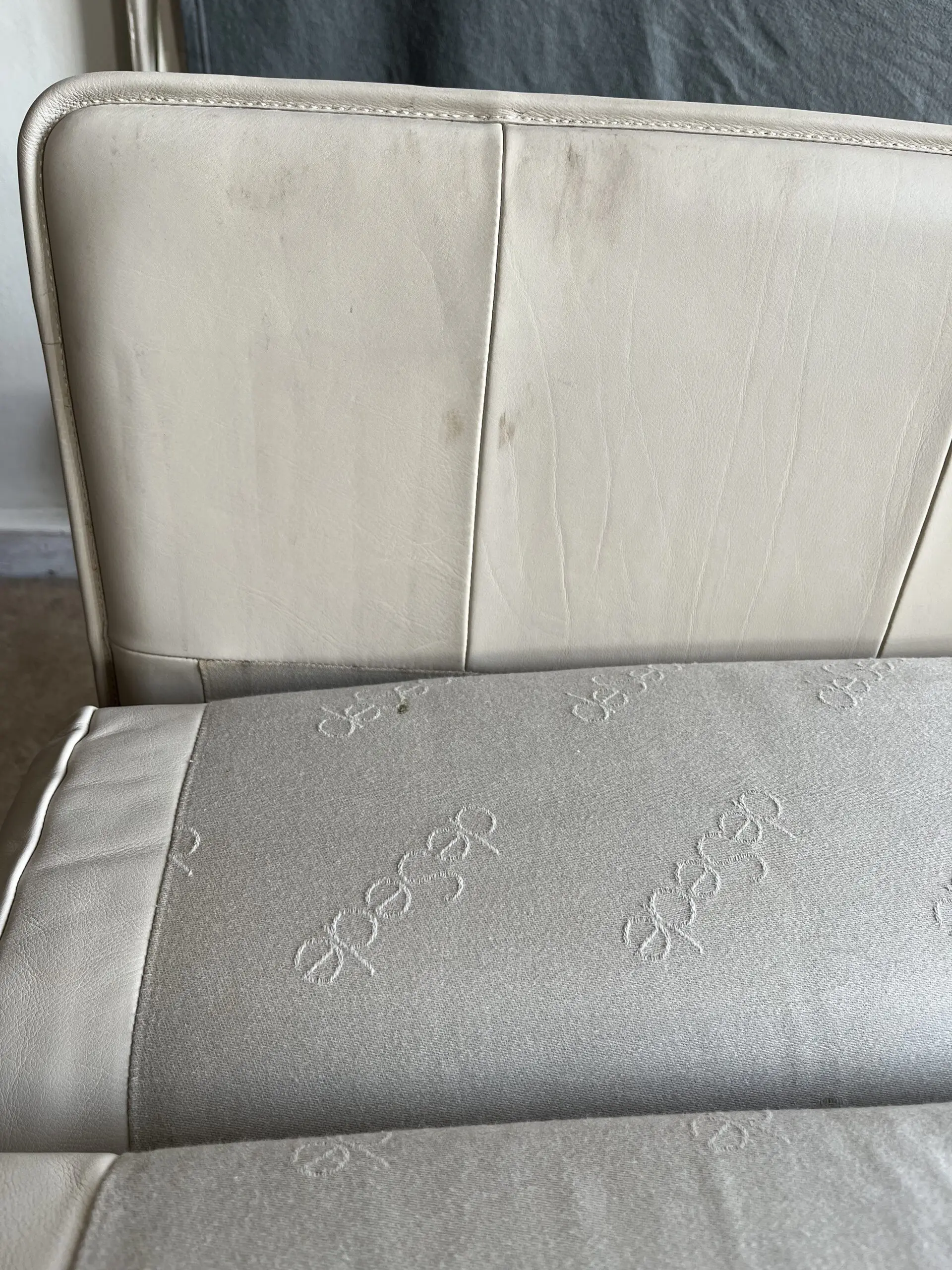 3 seater sofa bed in cream/ivory leather