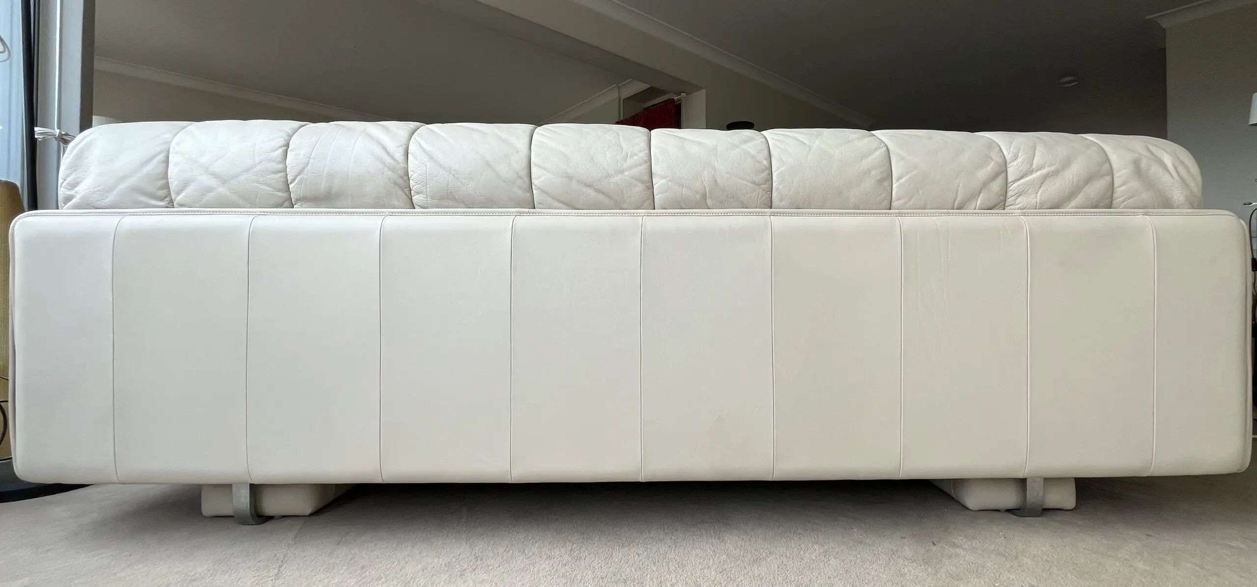 3 seater sofa bed in cream/ivory leather