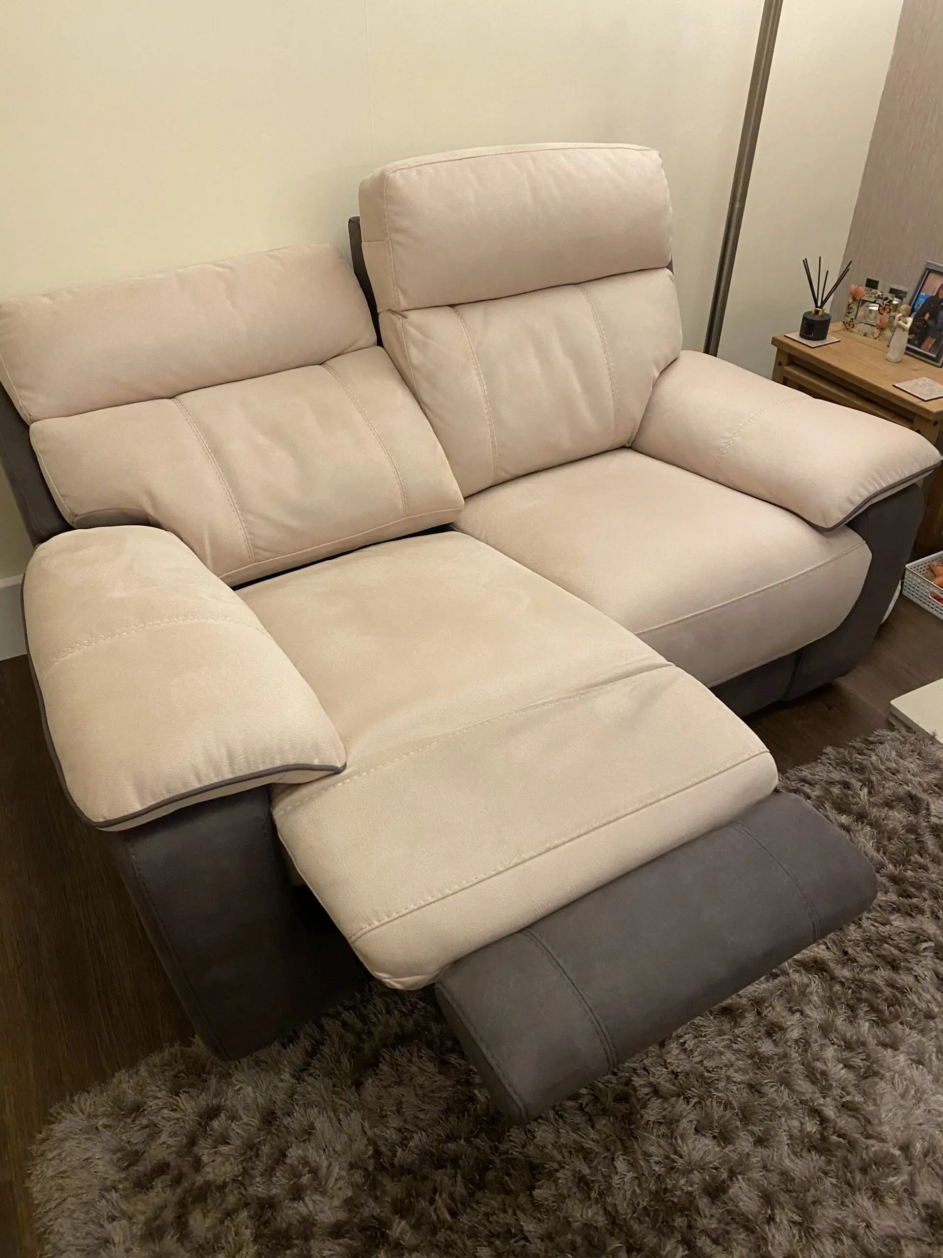 2 luxury electric Power recliner sofas (Emery 2s) with usb charging ports
