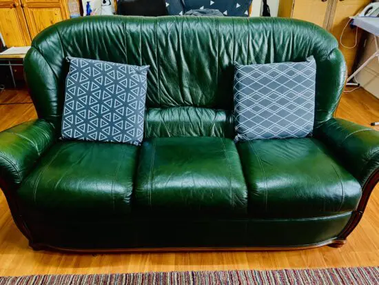 3 Piece Leather Sofa Set-Rare Used Look Like New!