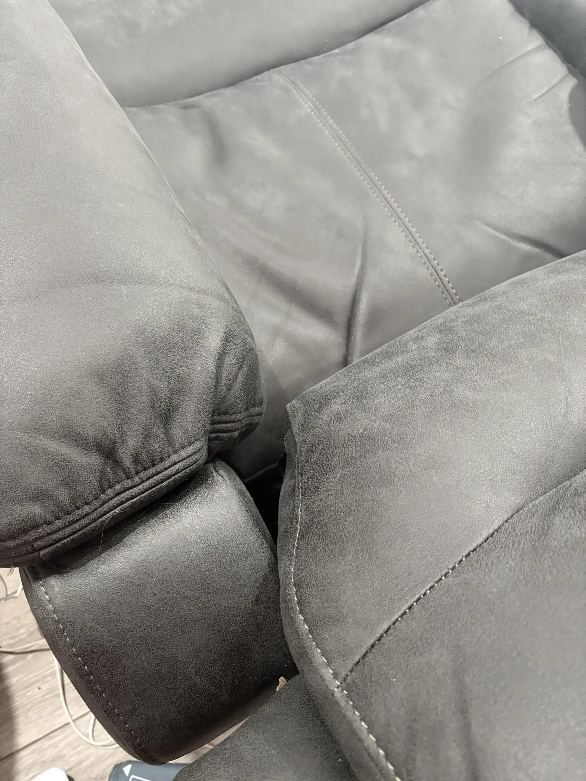 DFS Pierson 2 Seater Music Power Recliner with Console