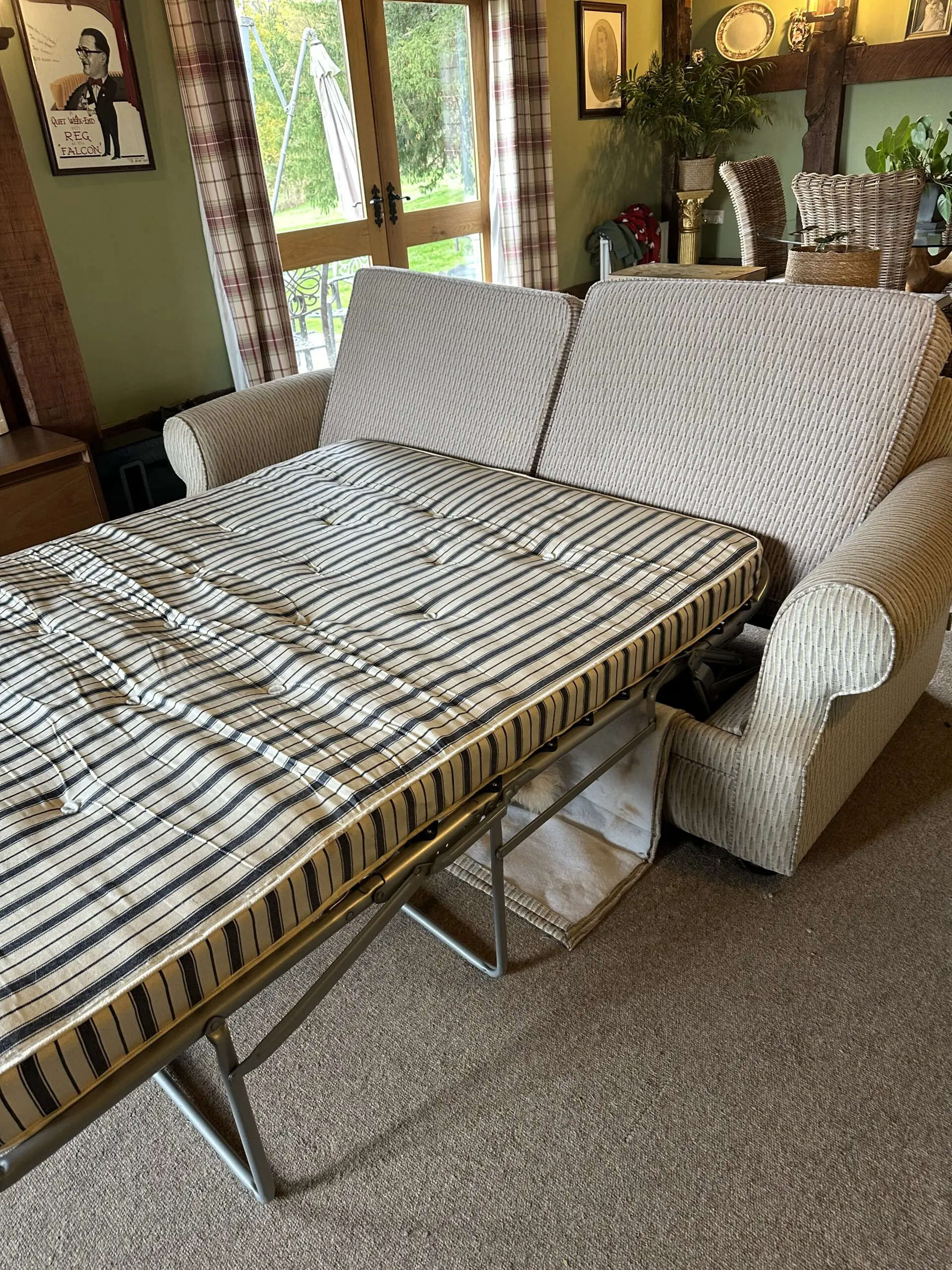 Deep Large Sofa bed - Perfect for Snuggling Up!