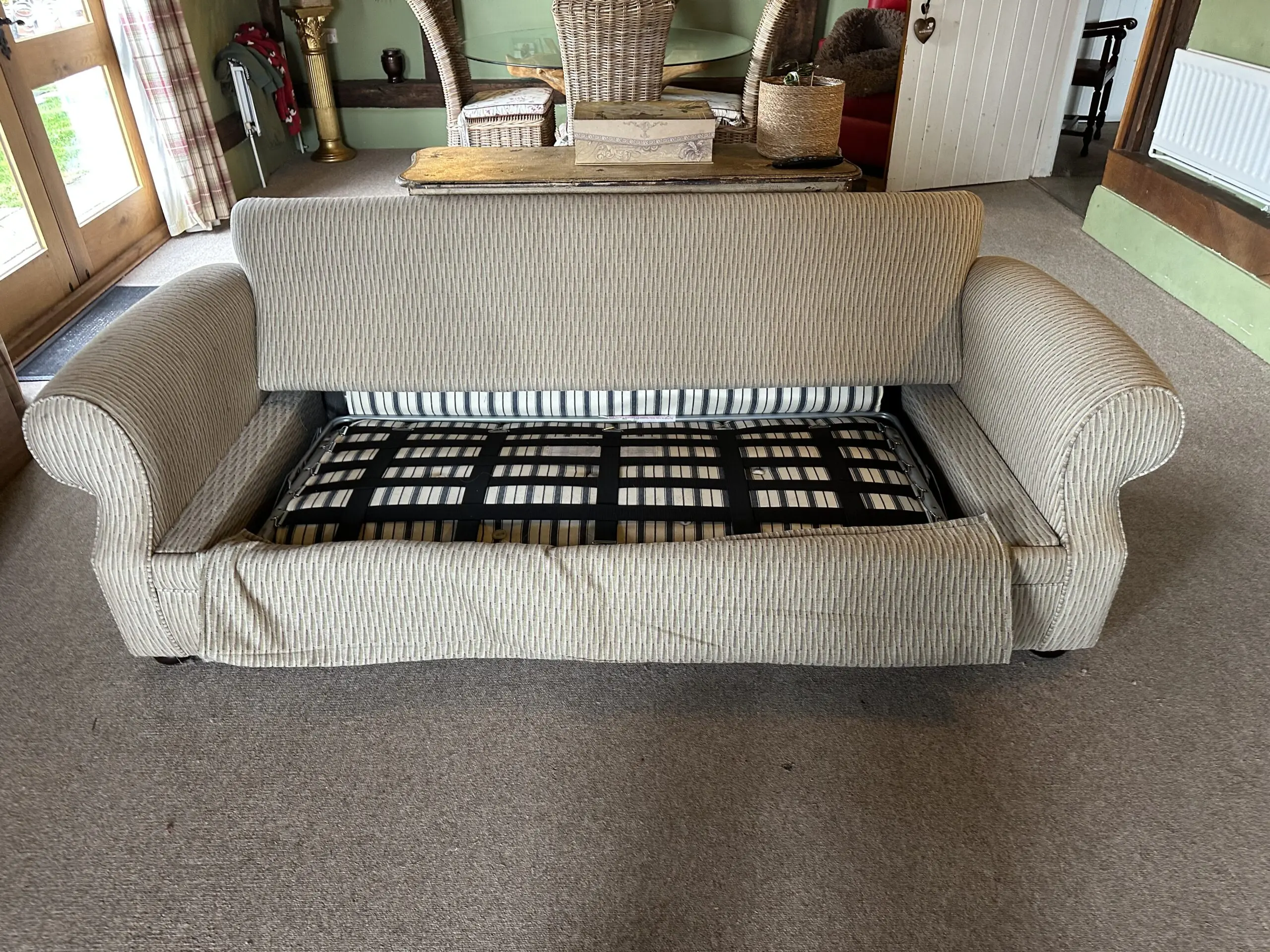 Deep Large Sofa bed - Perfect for Snuggling Up!