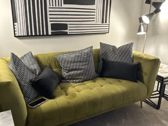 Premier Homeware Harita Green Velvet 3 Seater sofas