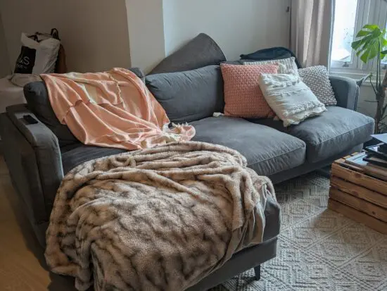 Grey three-seater chaise