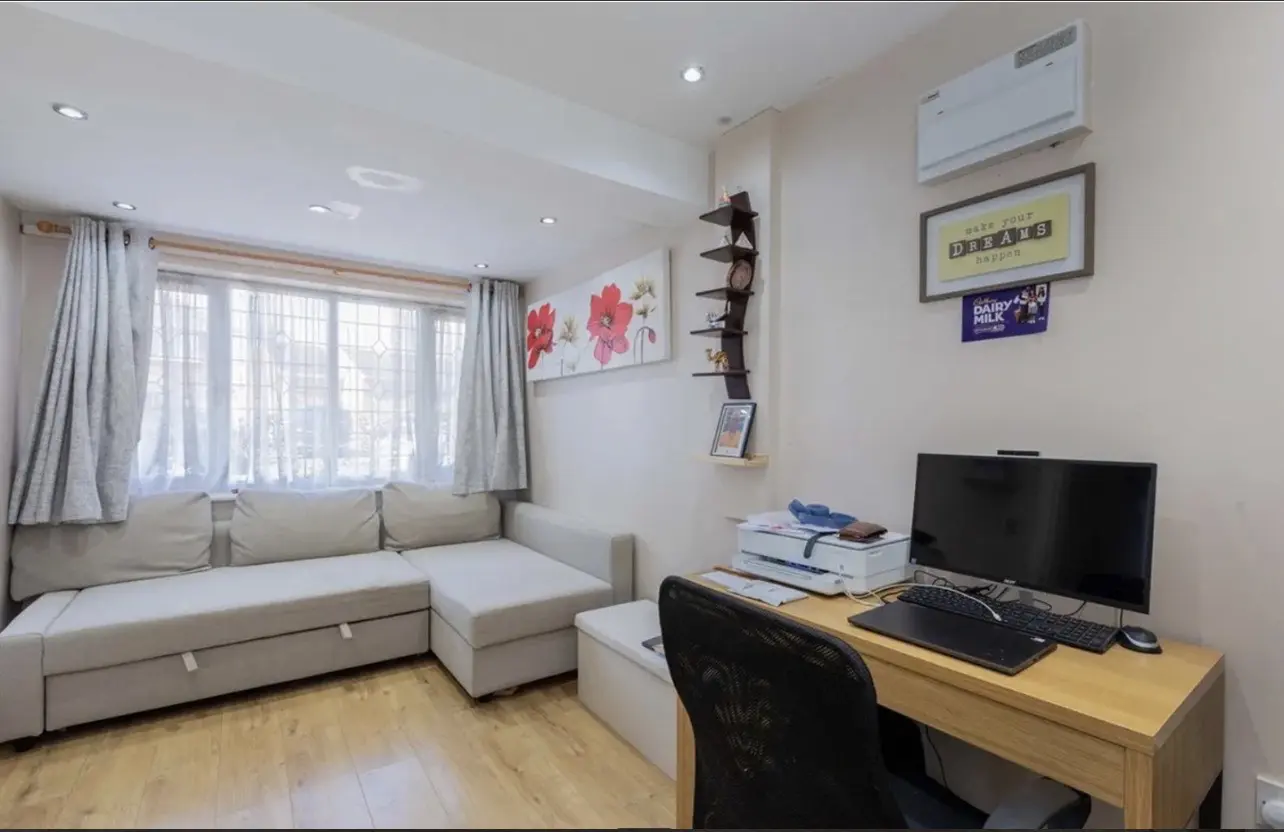 FRIHETEN Corner sofa-bed with storage