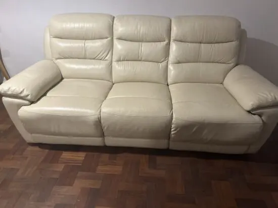Cream leather 3 seater recliner