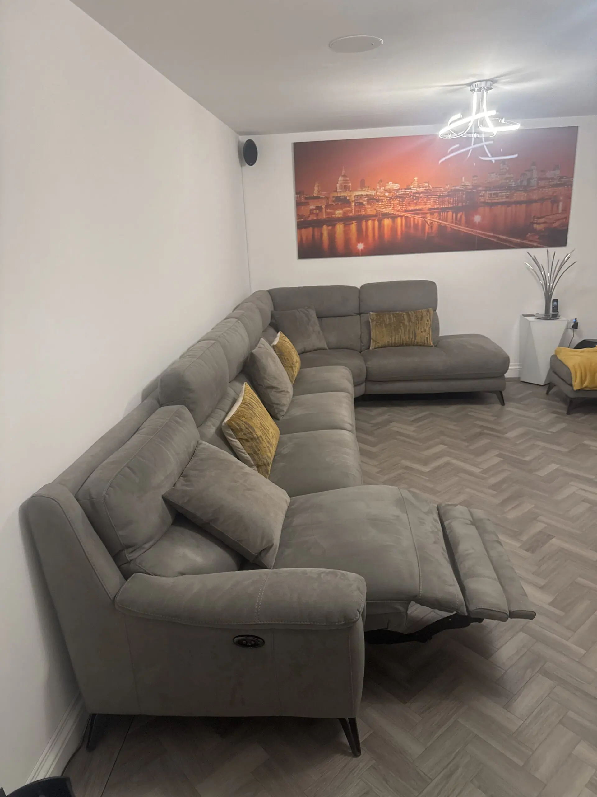 large corner sofa c/w footstall