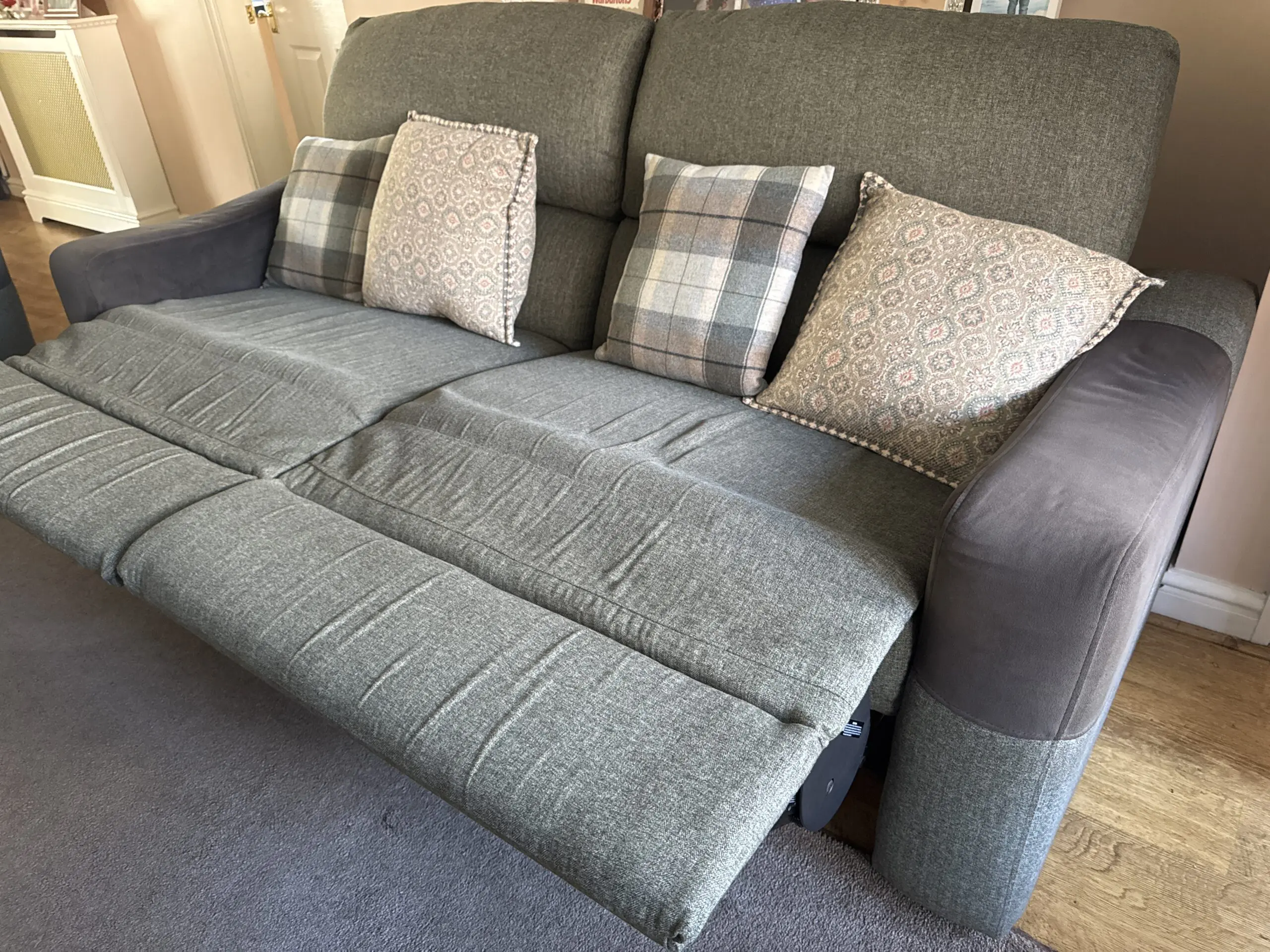 X2 3 seater sofa x1 armchair and x1 footstool