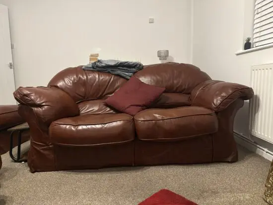 3 & 2 Sofa Set with matching Pouffe