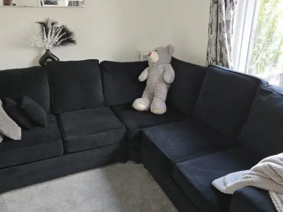 Corner sofa in very good condition