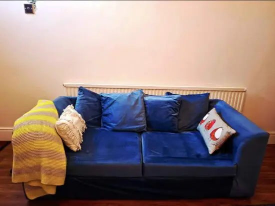 Comfortable couch/sofa