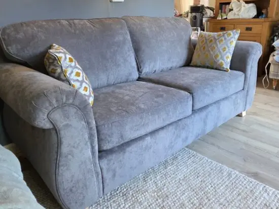 Gorgeous Wayfair 3 seater sofa 2 months old