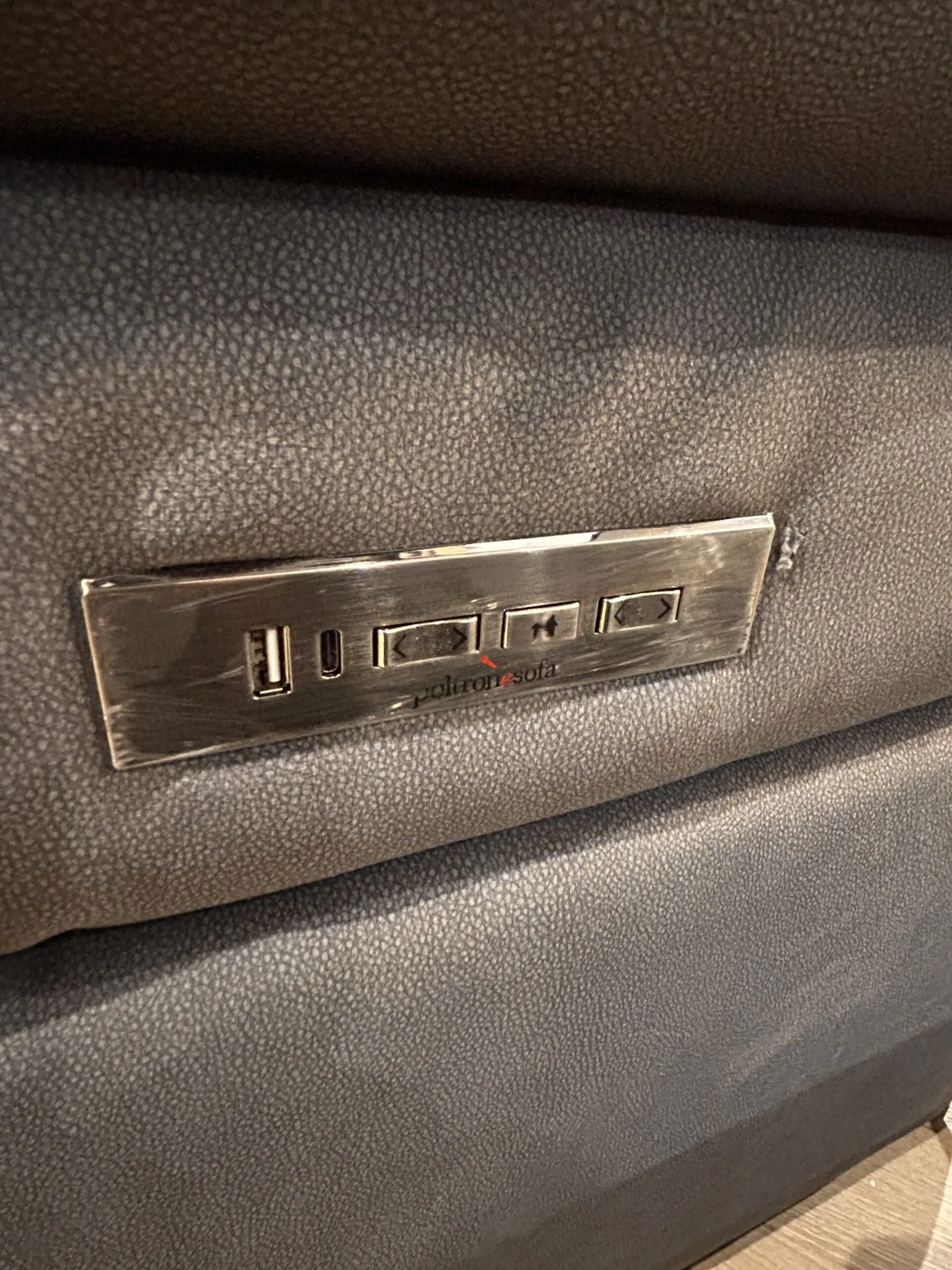 BRAND NEW DISPLAY SCS Riolo Power Recliner Sofa and Chair, Italian made