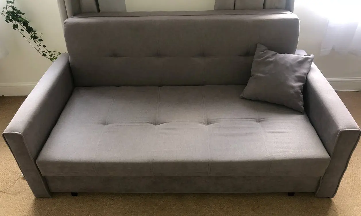 2 Seater Sofabed with under-seat storage (93D x 153L x 75H cm), sleeping area: 194x132 cm