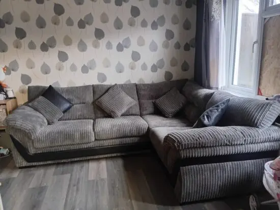 Zana left hand facing corner