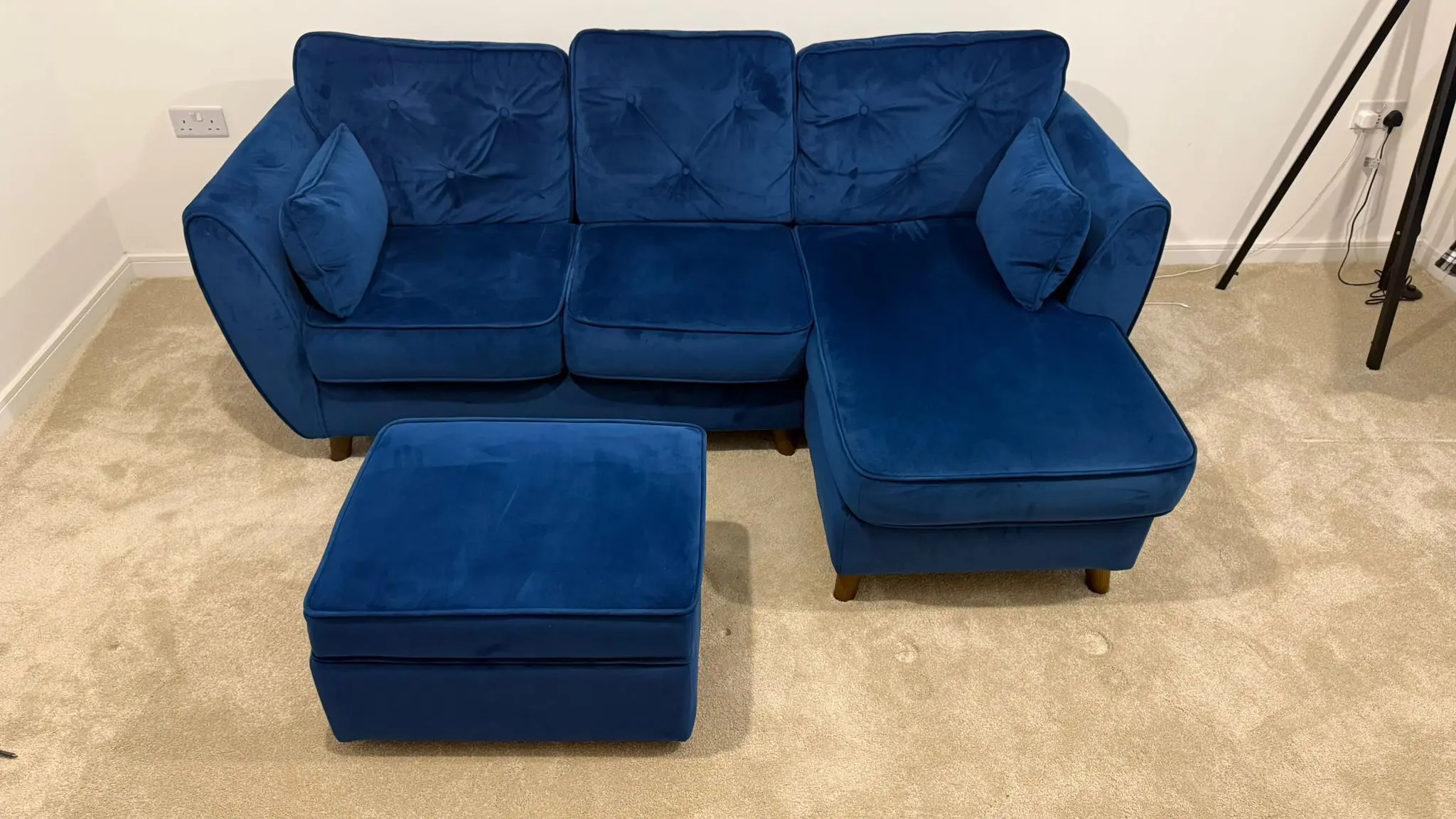 SCS Hoxton Express Maxi Sofa RHF Chaise - Malia Marine