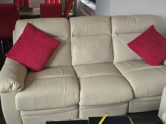 Cream leather recliners 3 seat and two 2 seaters