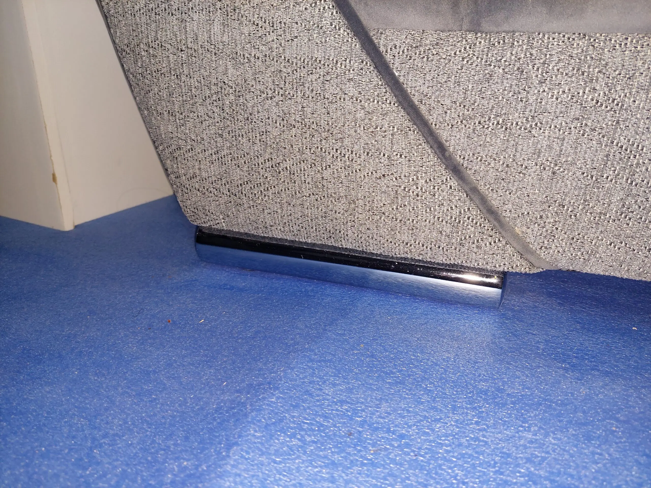 Grey SCS 3 Seater Sofa with scatter back cushions and matching Cuddle/Love Seat