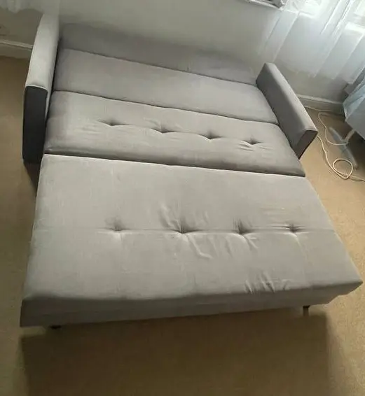 2 Seater Sofabed with under-seat storage (93D x 153L x 75H cm), sleeping area: 194x132 cm